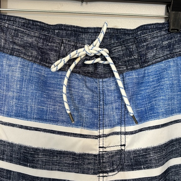 Goodfellow & Co Blue White Stripe Swim Trunks Shorts Large Beach Summer Vacation - Picture 4 of 8